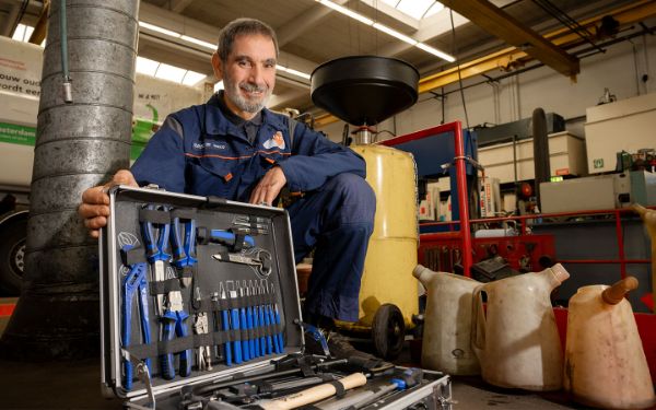 Miloud bij Truckland